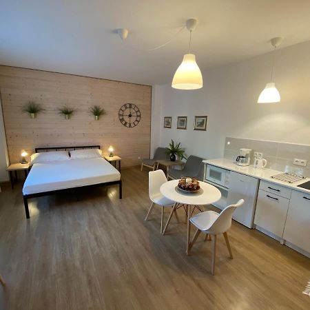 Mily Apartament Ustrzyki Dolne Buitenkant foto