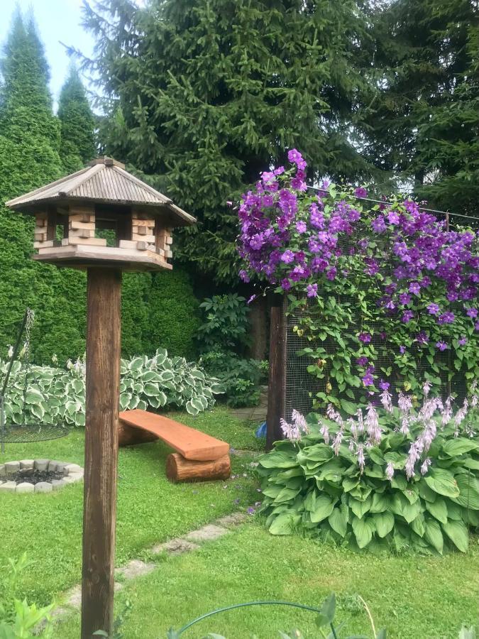 Mily Apartament Ustrzyki Dolne Buitenkant foto